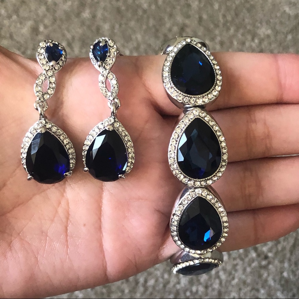 Royal blue earring and bracelet set